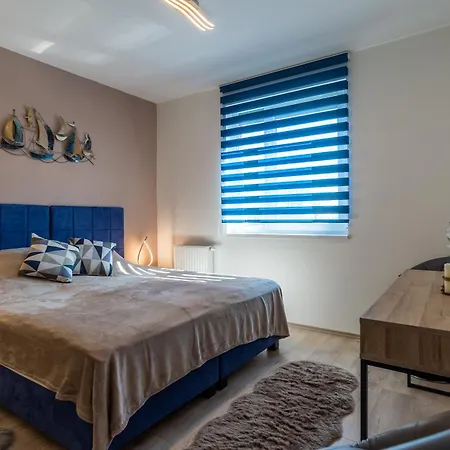 Sunset 409 With Pool - Happy Διαμέρισμα *