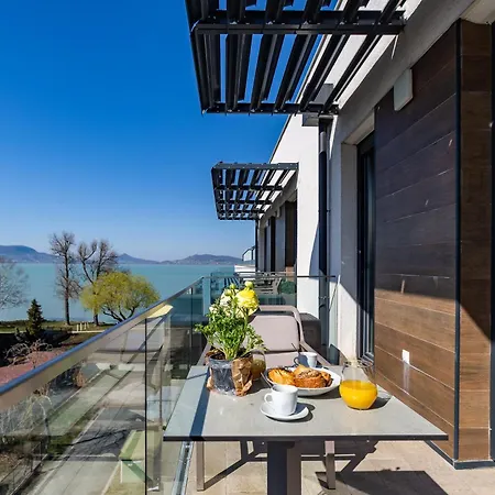 Sunset 409 With Pool - Happy Διαμέρισμα Fonyód