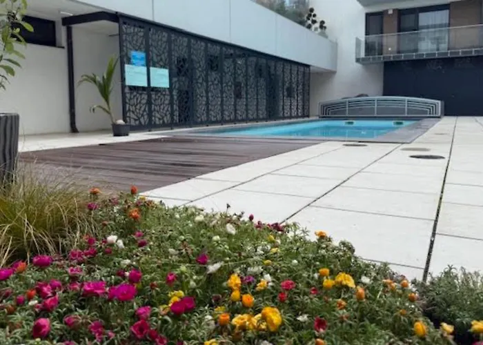 Sunset 409 With Pool - Happy Appartement